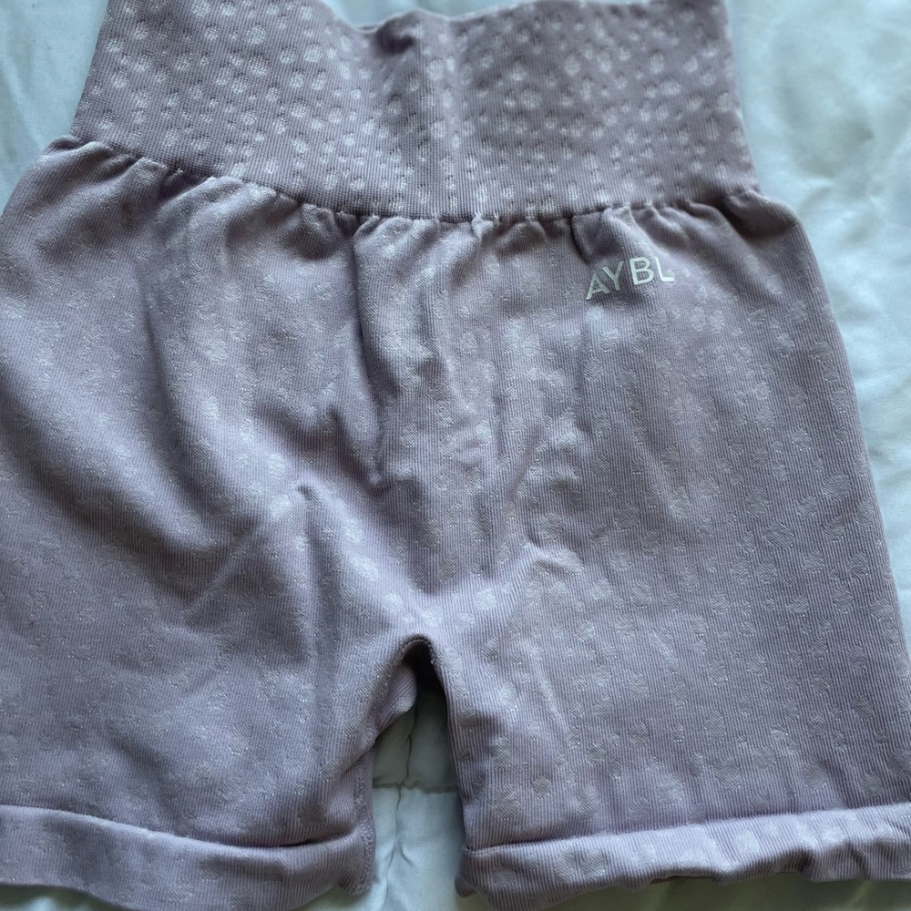 AYBL shorts size XS